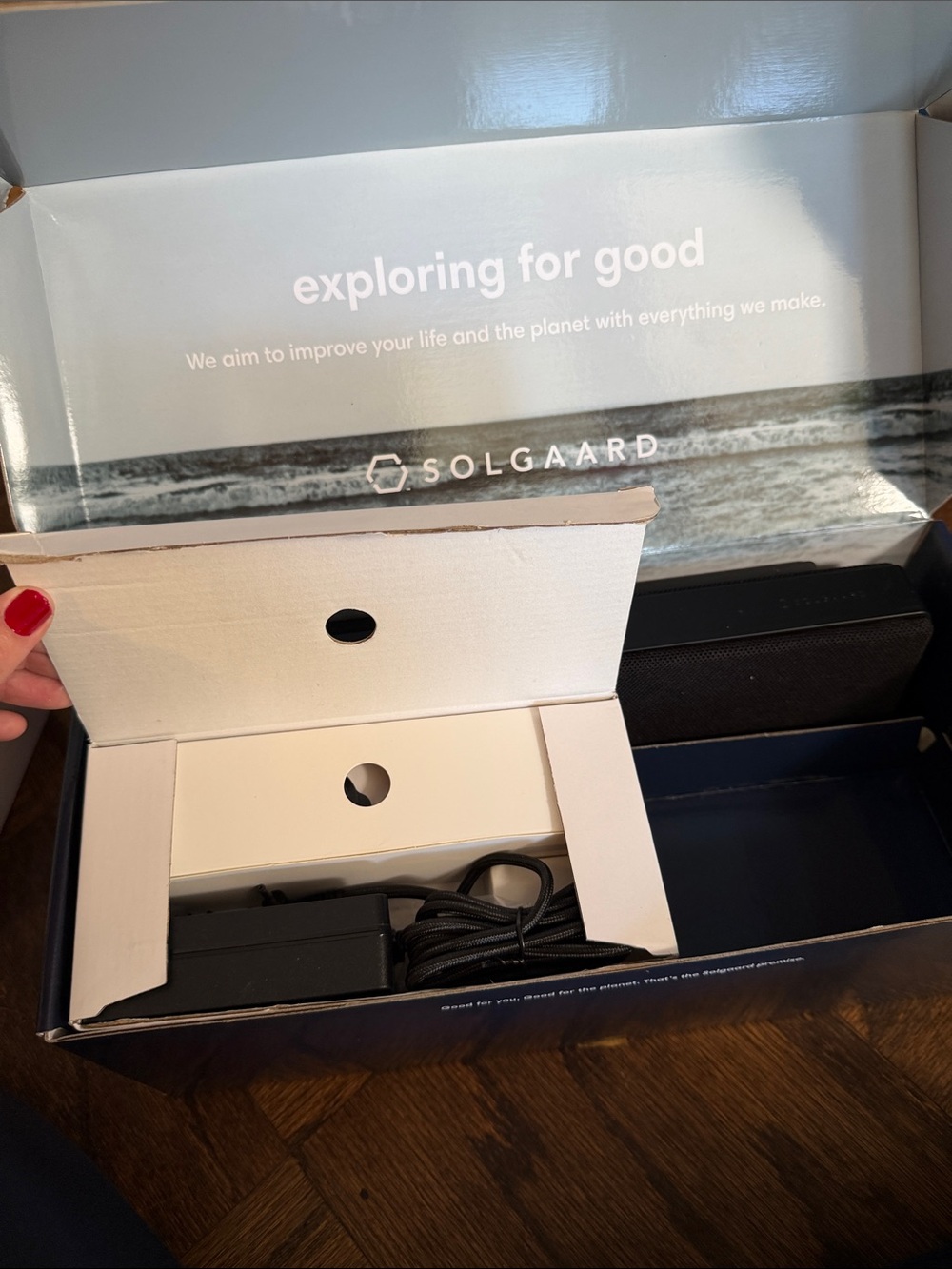 Solgaard HomeBase Wireless Charging Shelf- NEW IN BOX - Picture 5 of 8
